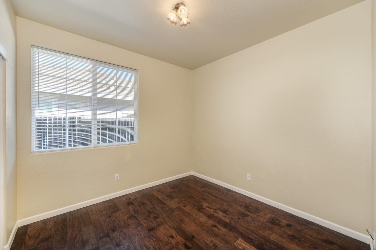 12409 Pawcatuck Way