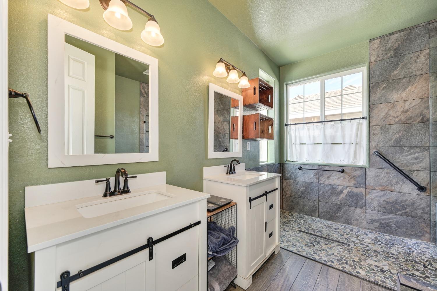 12409 Pawcatuck Way