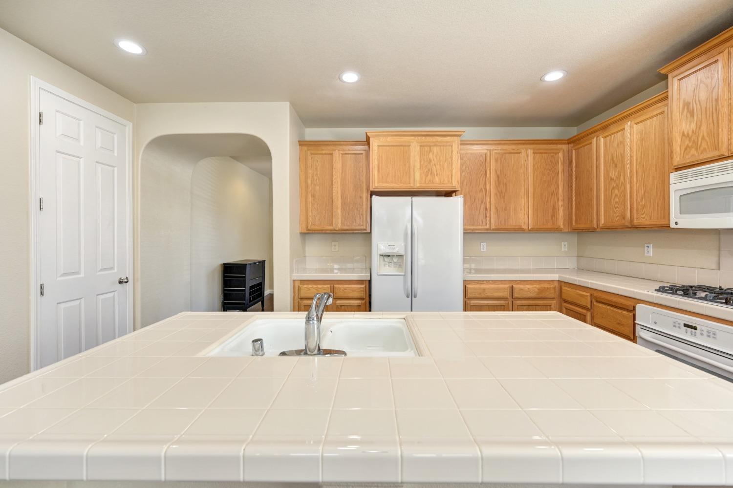 12409 Pawcatuck Way