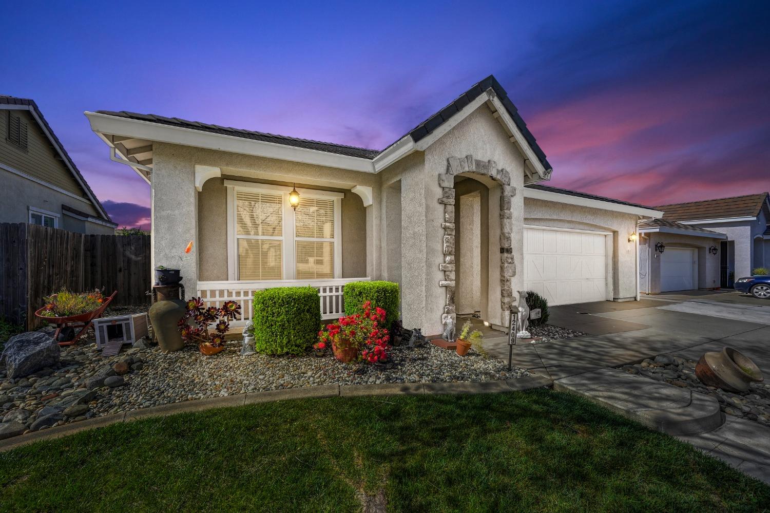 12409 Pawcatuck Way