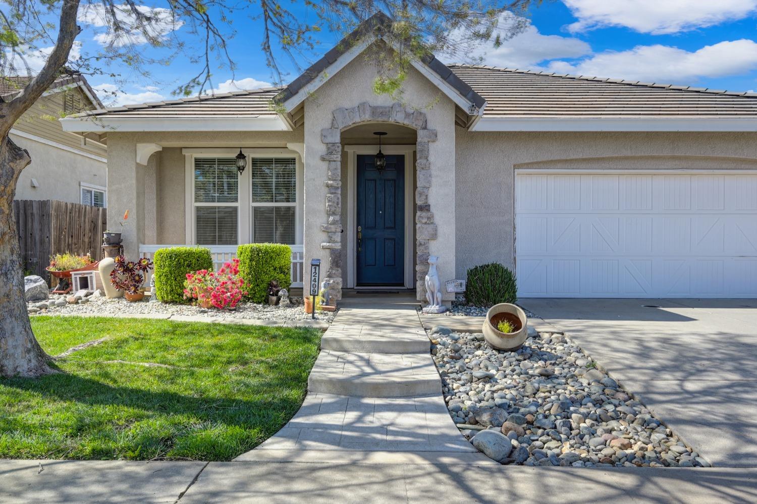 12409 Pawcatuck Way