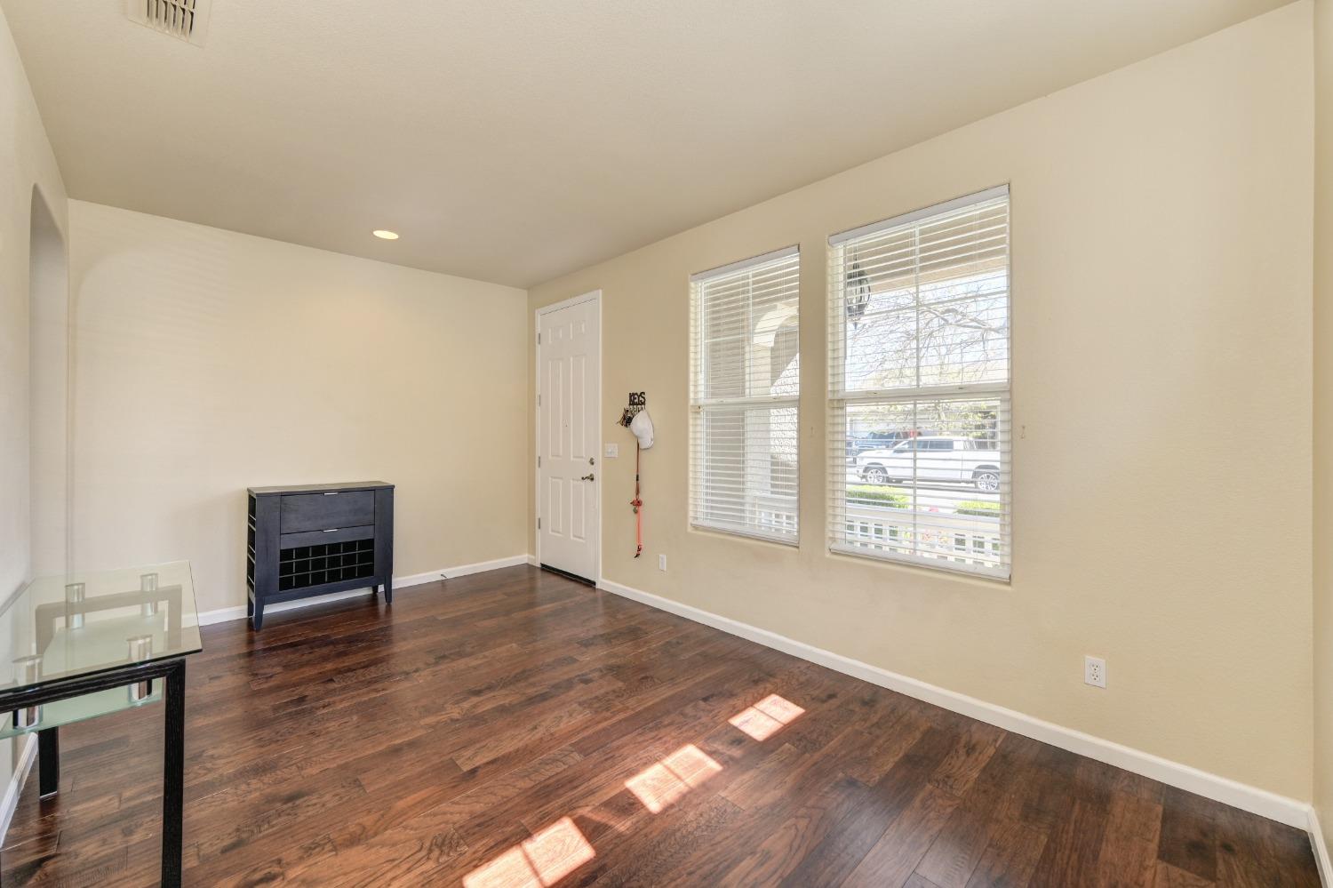 12409 Pawcatuck Way