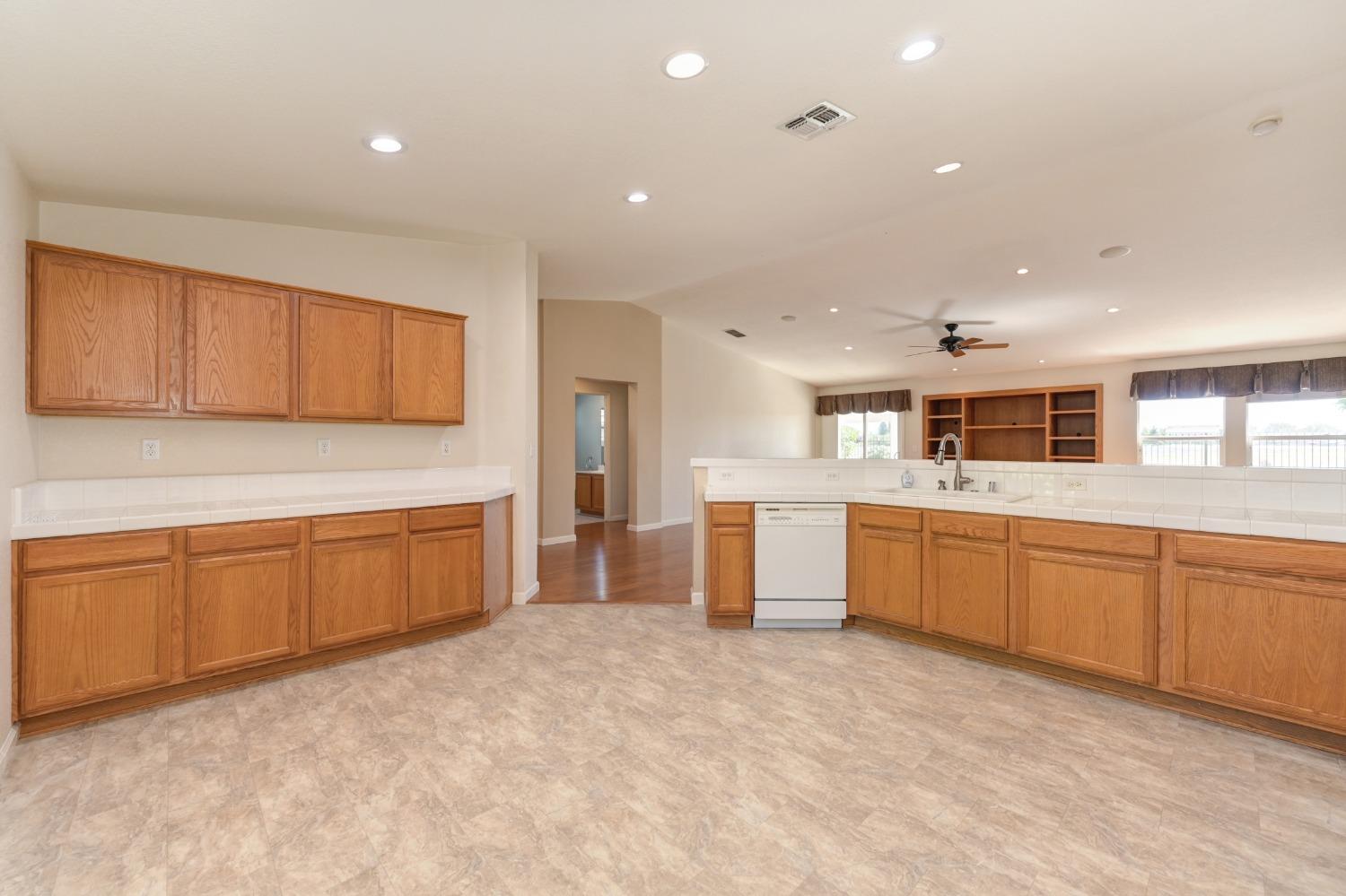 4529 Rosecliff Circle