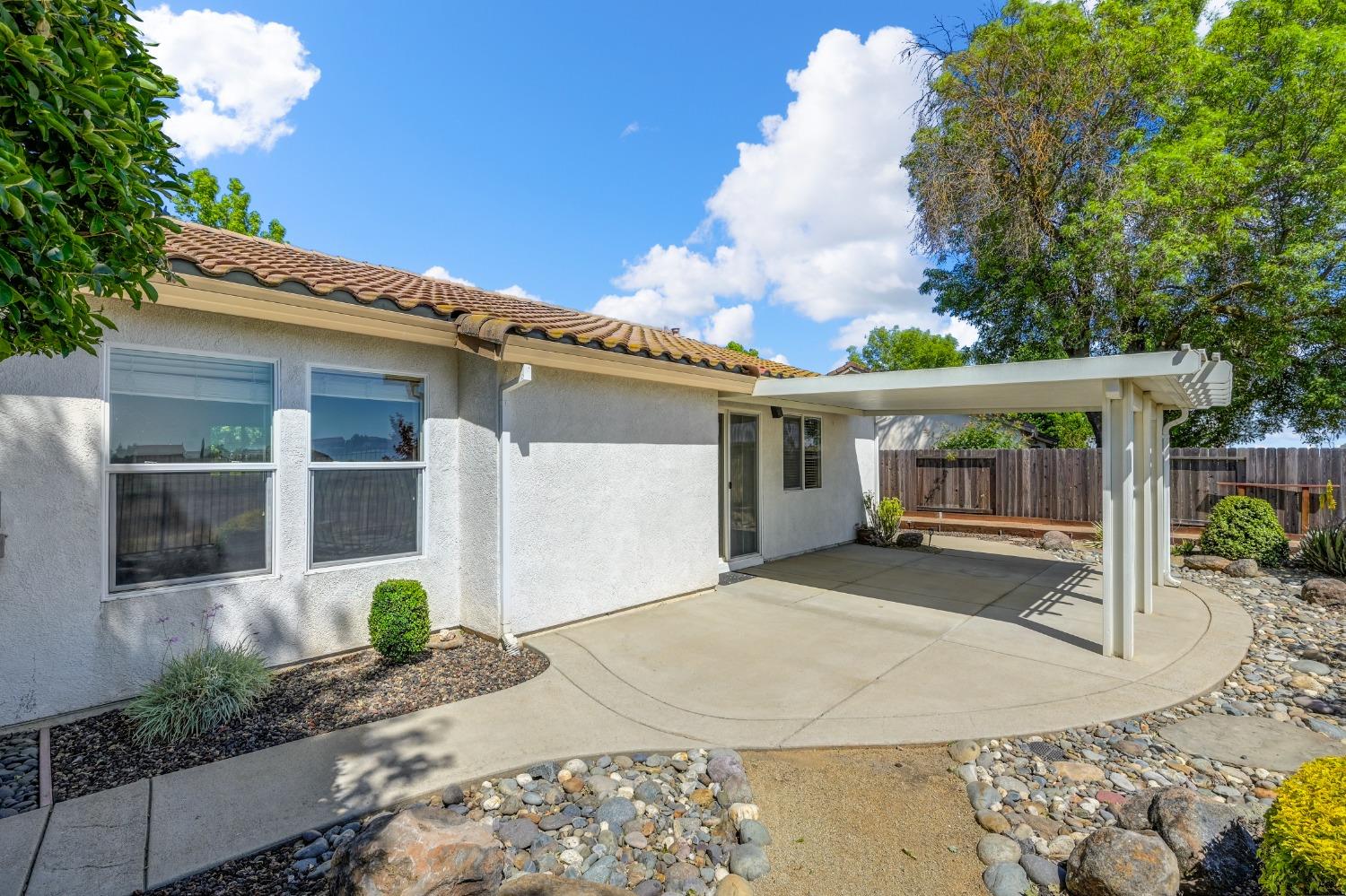 4529 Rosecliff Circle