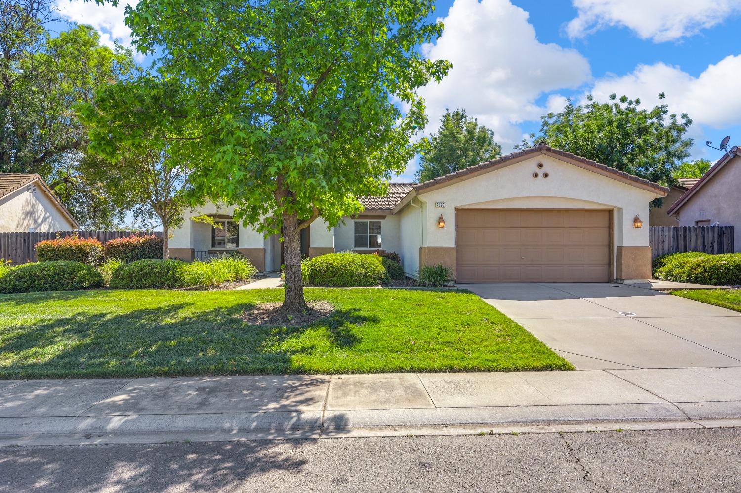 4529 Rosecliff Circle