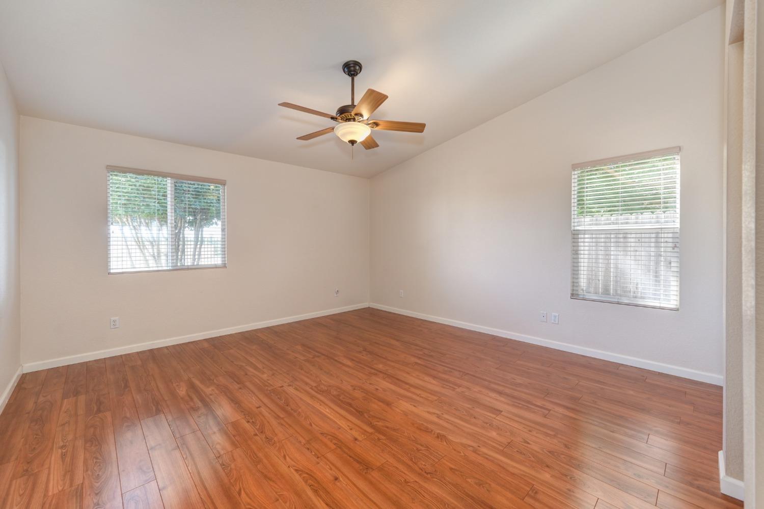 4529 Rosecliff Circle