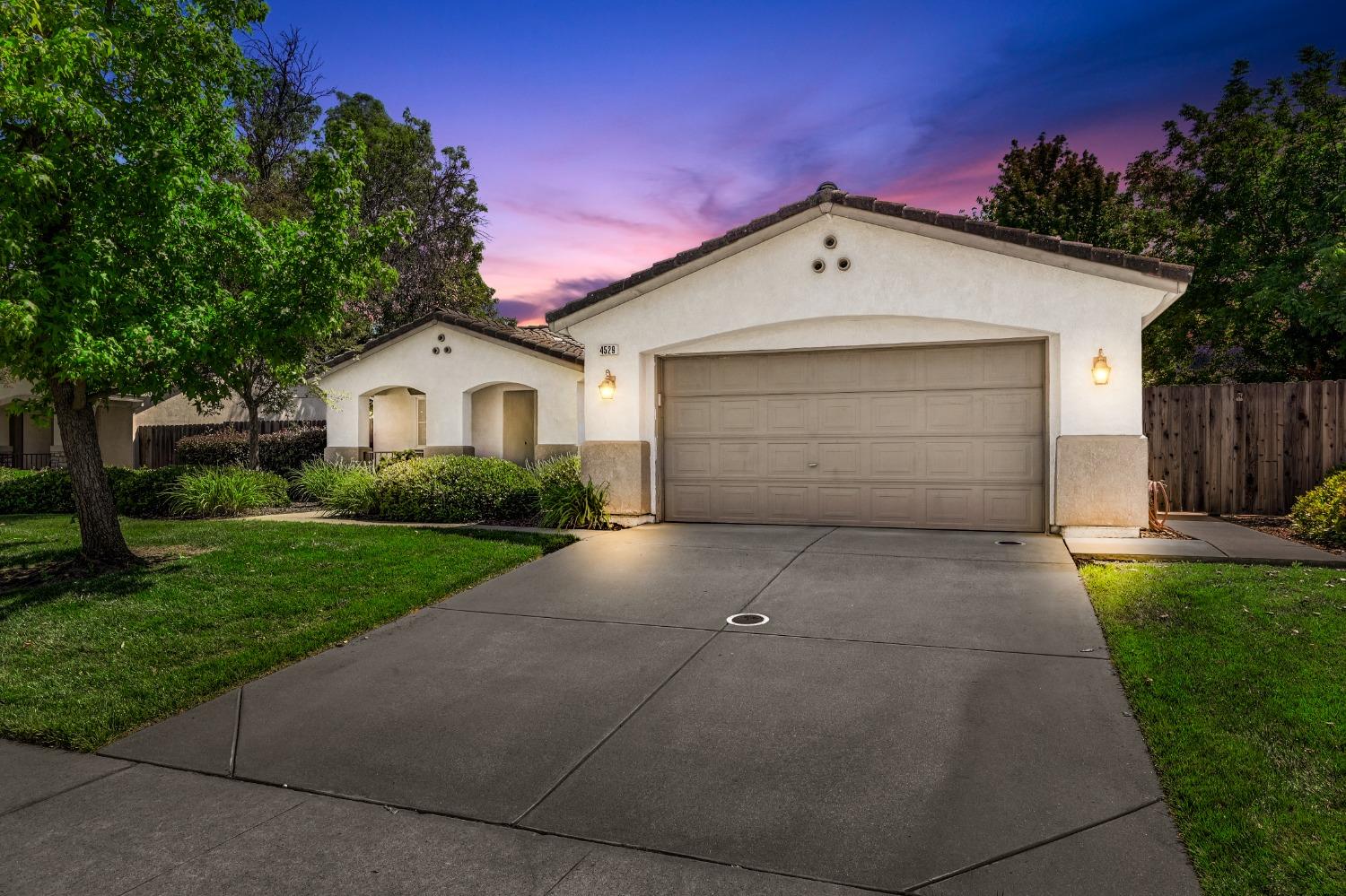 4529 Rosecliff Circle