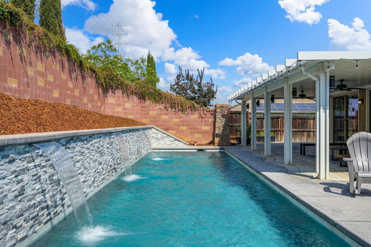 12465 Kibbie Lake Way