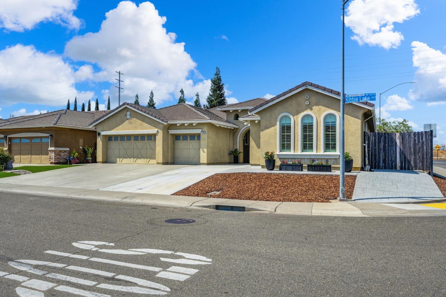 12465 Kibbie Lake Way