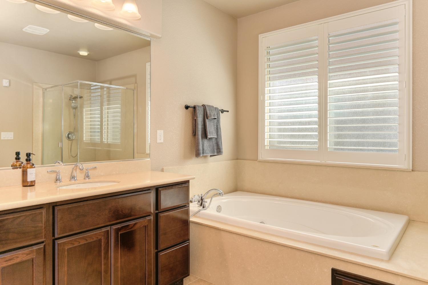 12465 Kibbie Lake Way