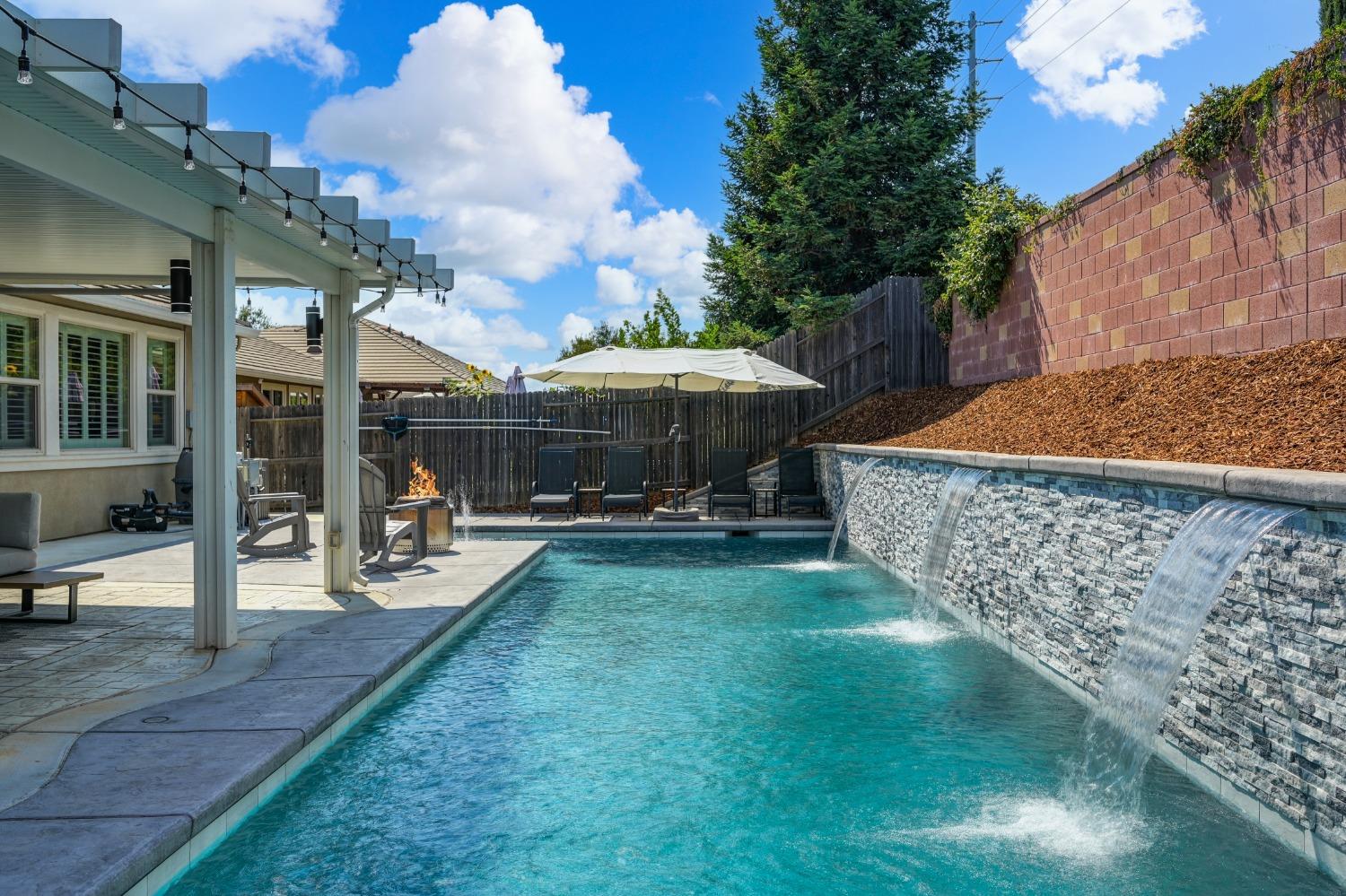 12465 Kibbie Lake Way