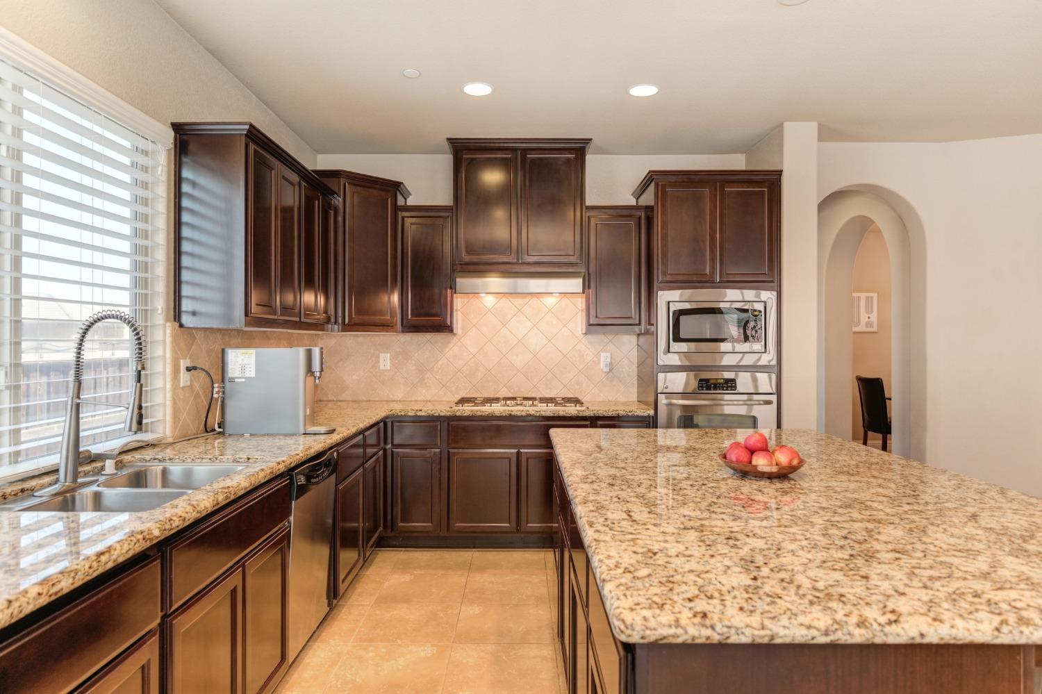 12465 Kibbie Lake Way