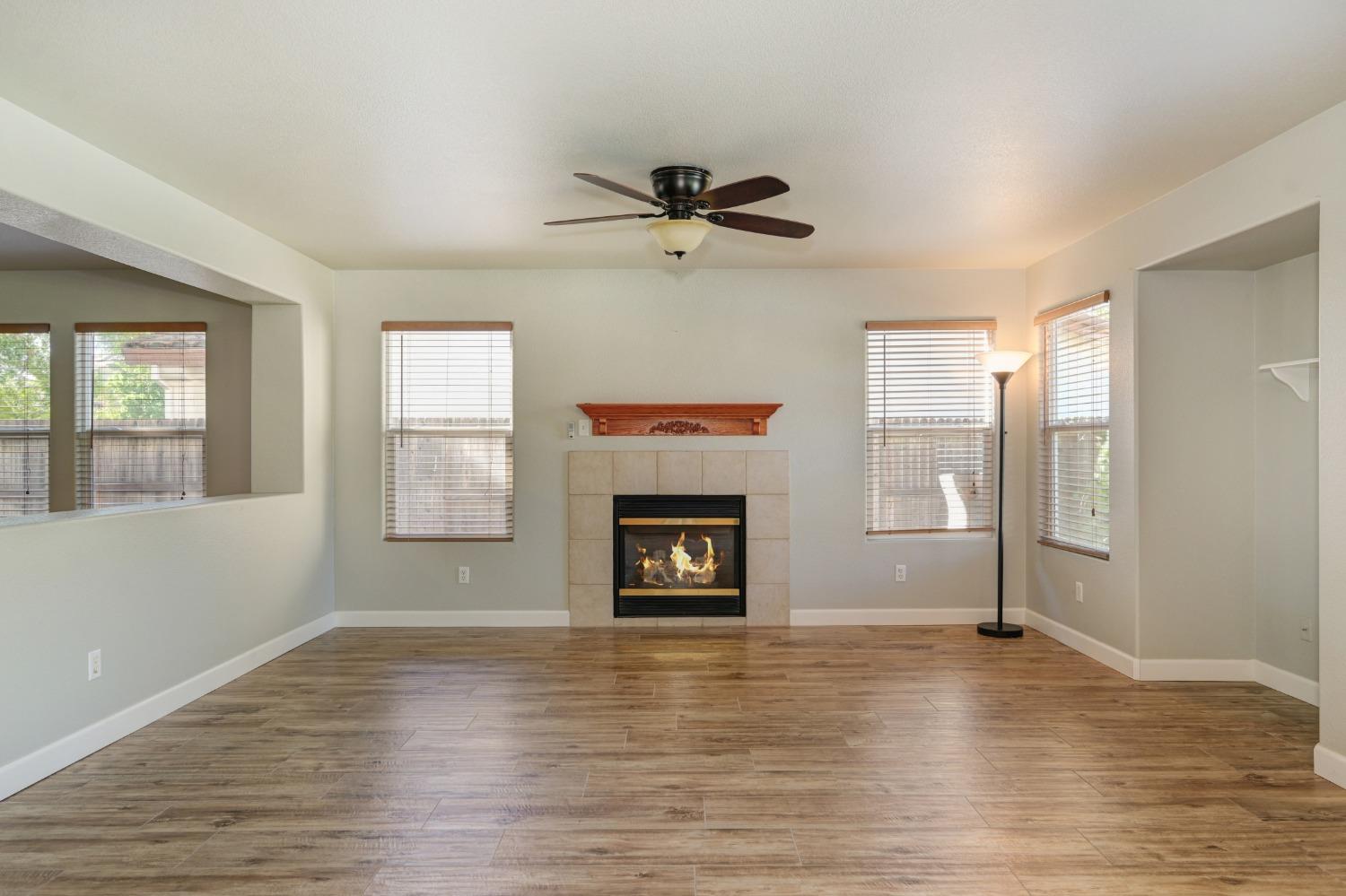 4538 Rosecliff Circle
