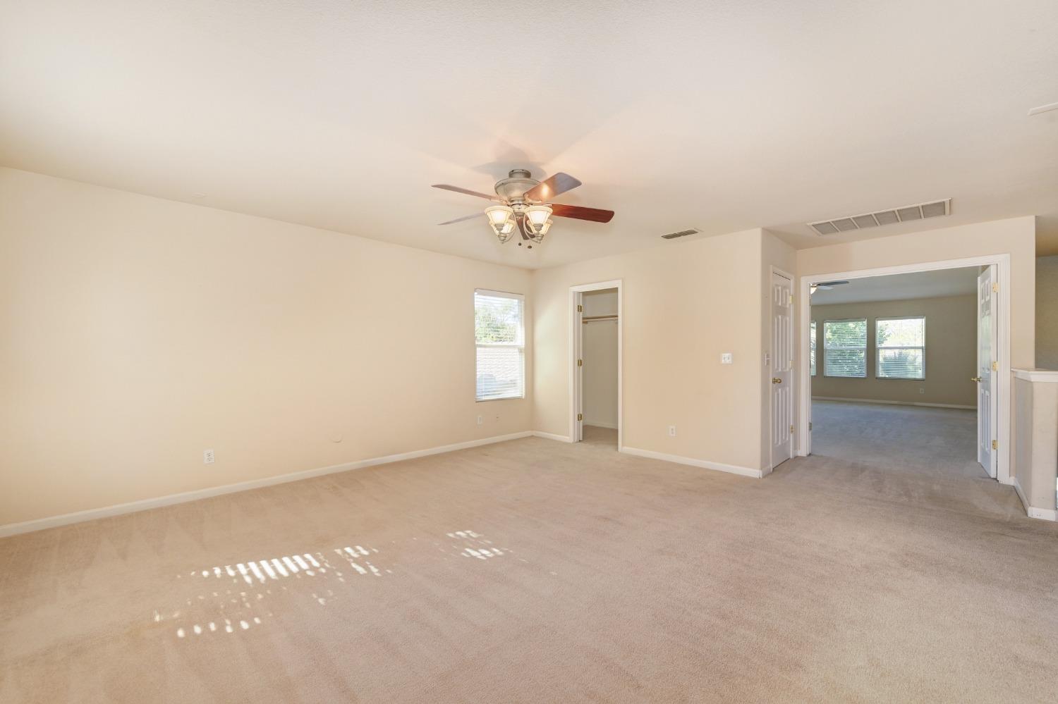 4538 Rosecliff Circle