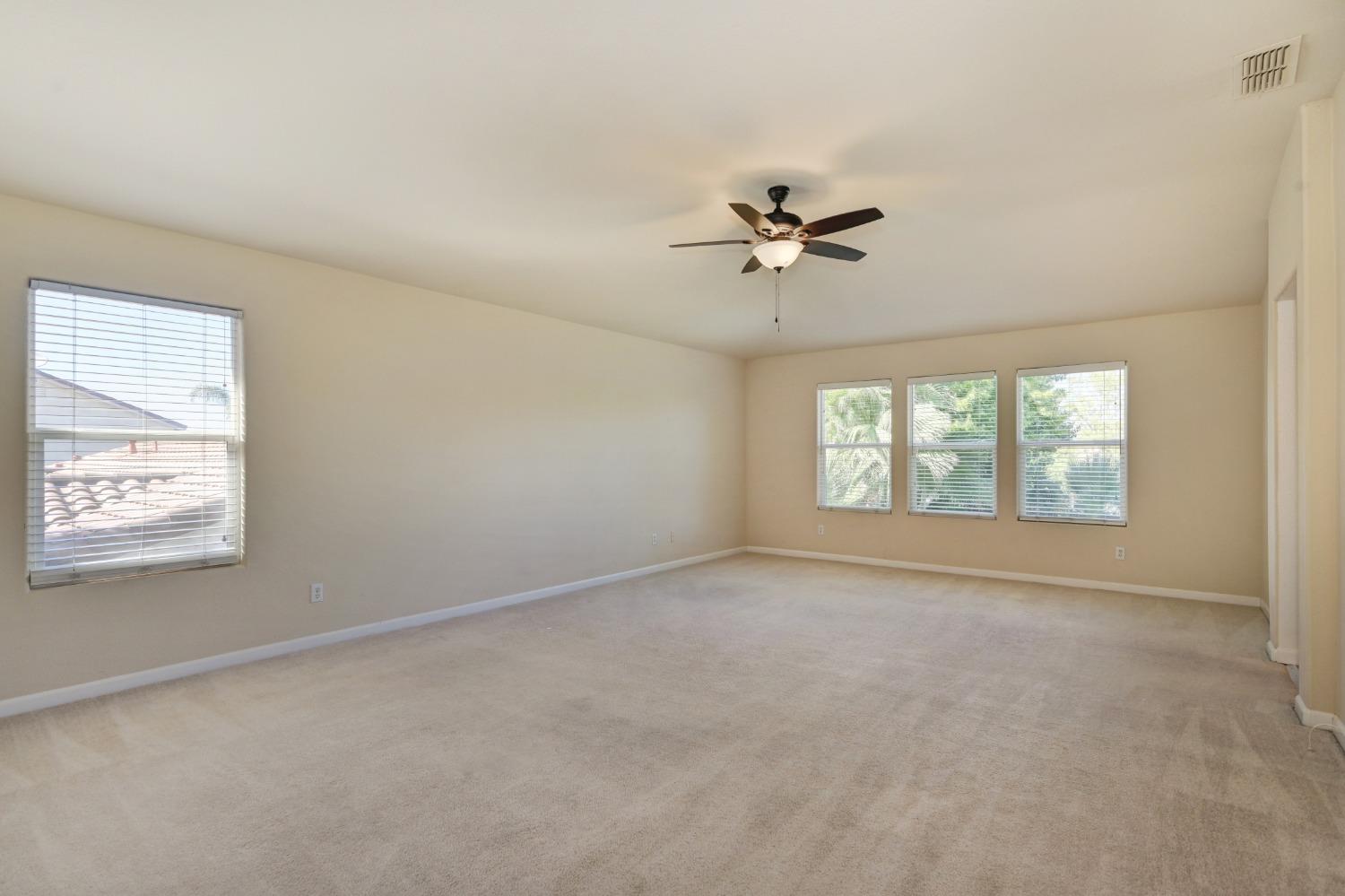 4538 Rosecliff Circle