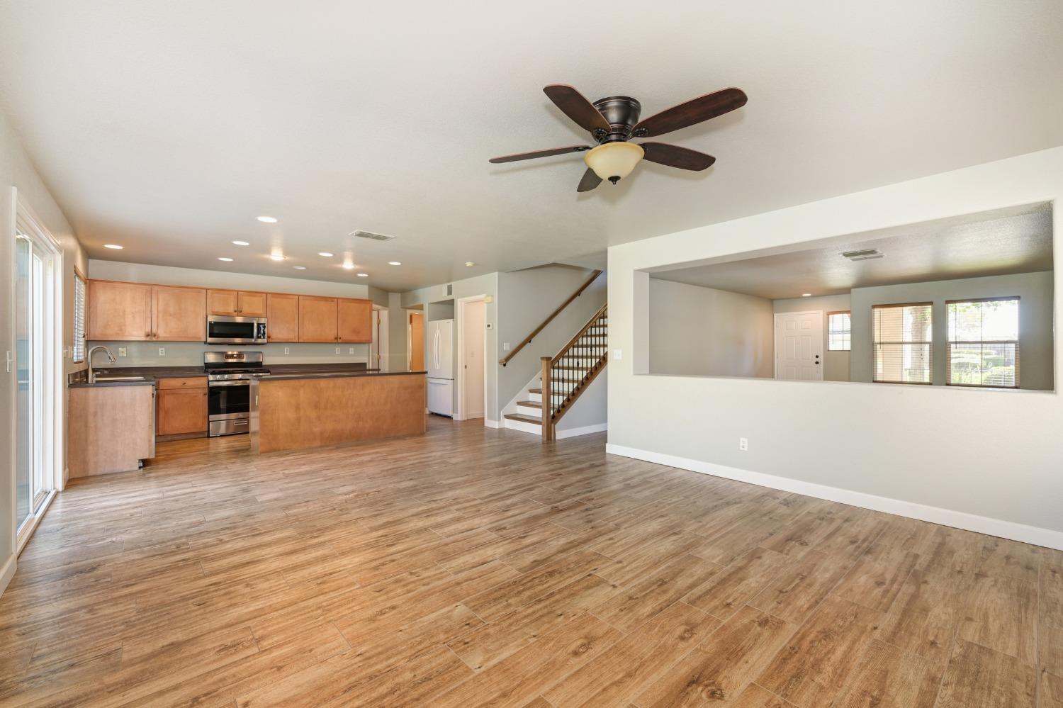 4538 Rosecliff Circle