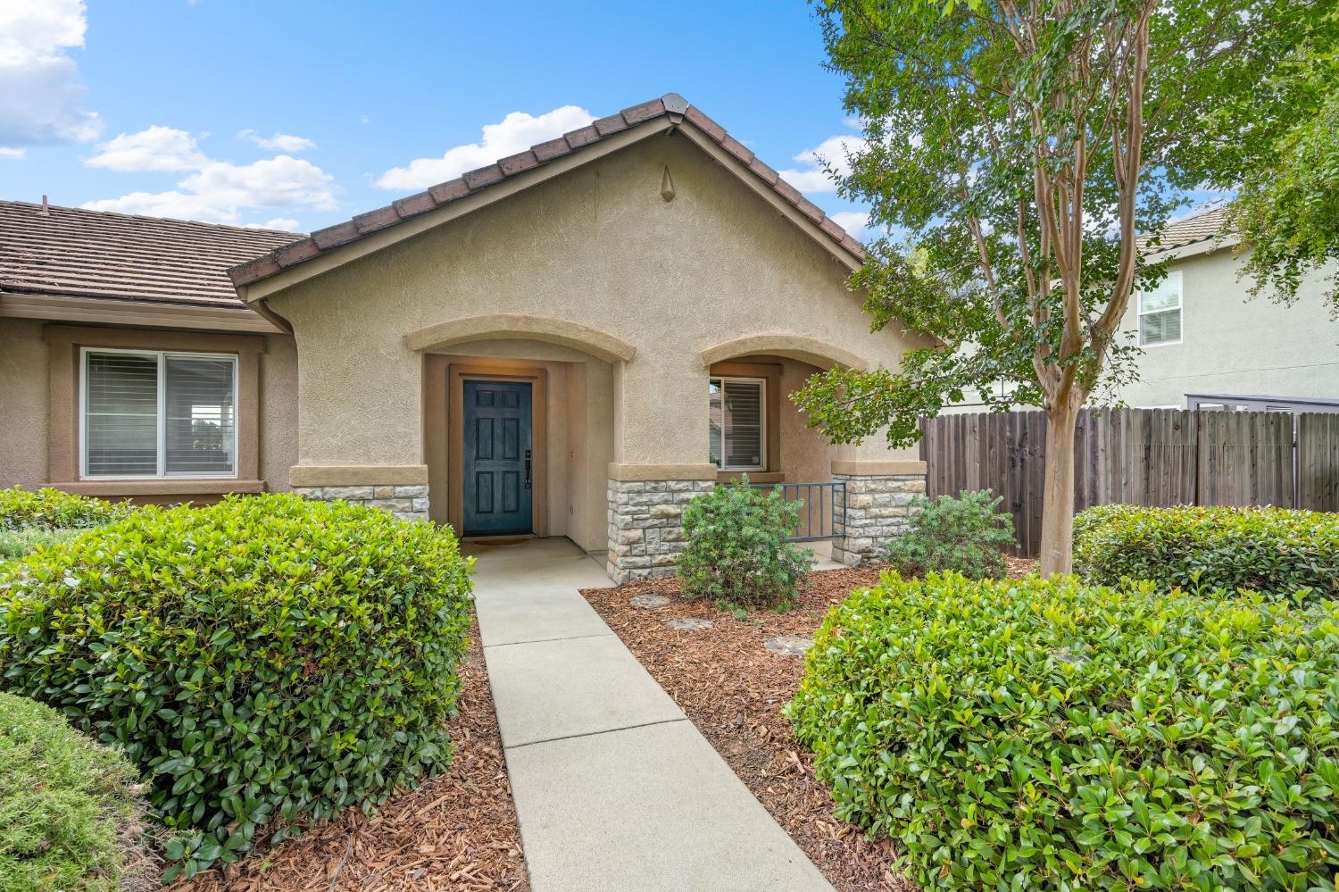 4533 Rosecliff Circle