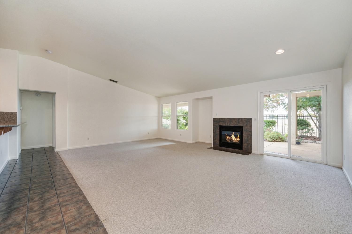 4533 Rosecliff Circle
