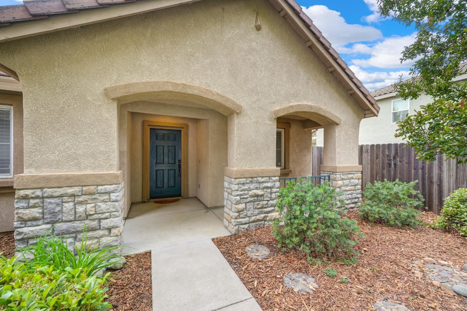 4533 Rosecliff Circle