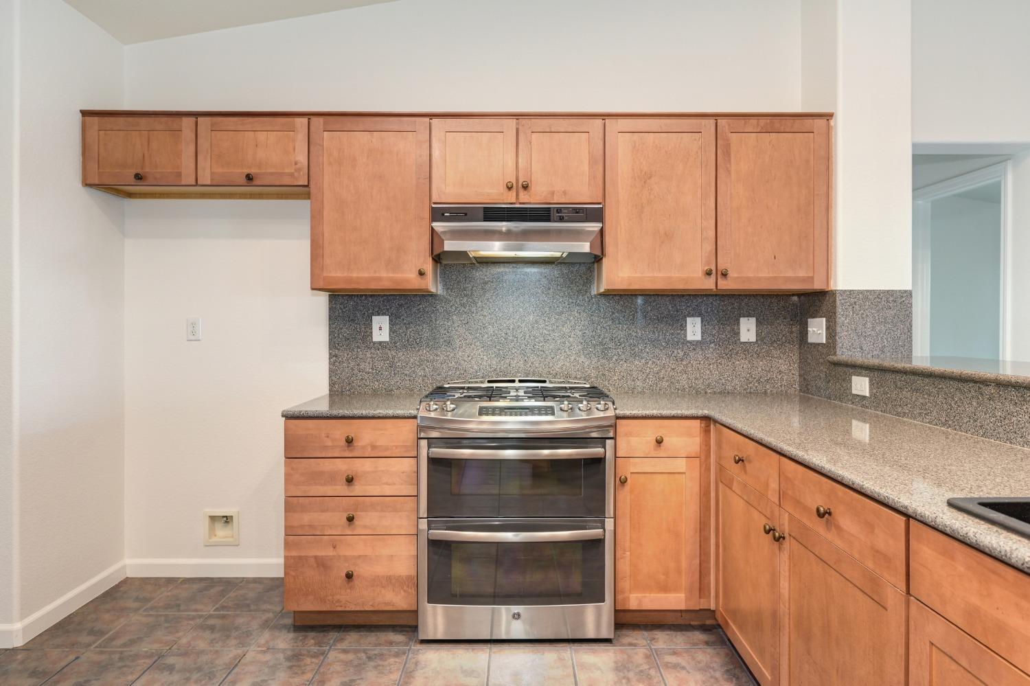 4533 Rosecliff Circle