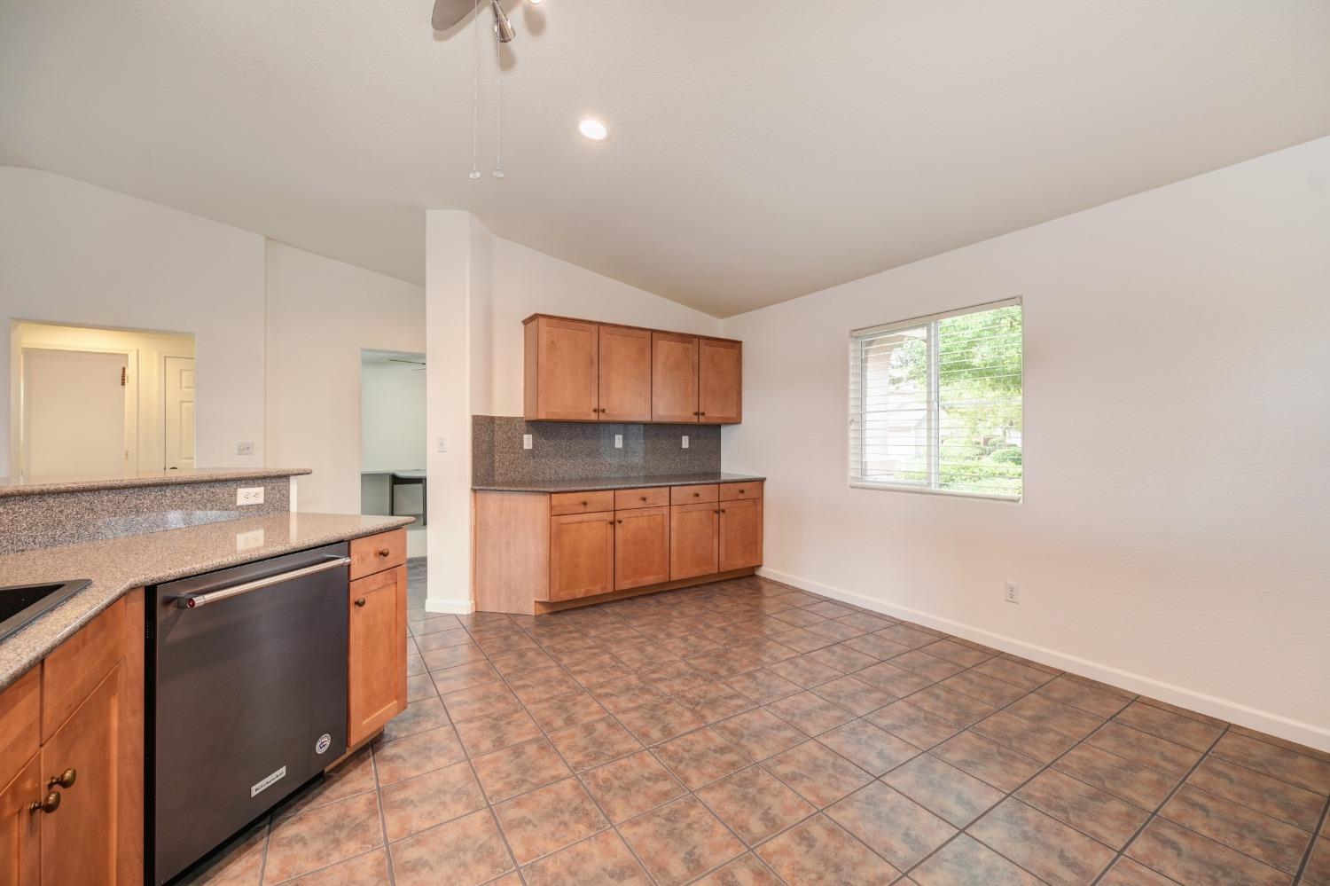 4533 Rosecliff Circle
