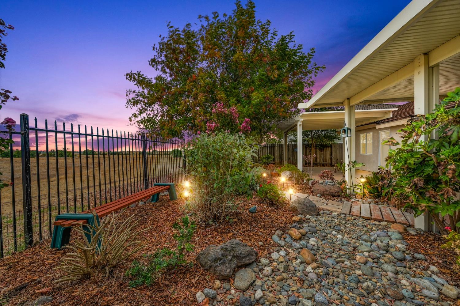 4533 Rosecliff Circle