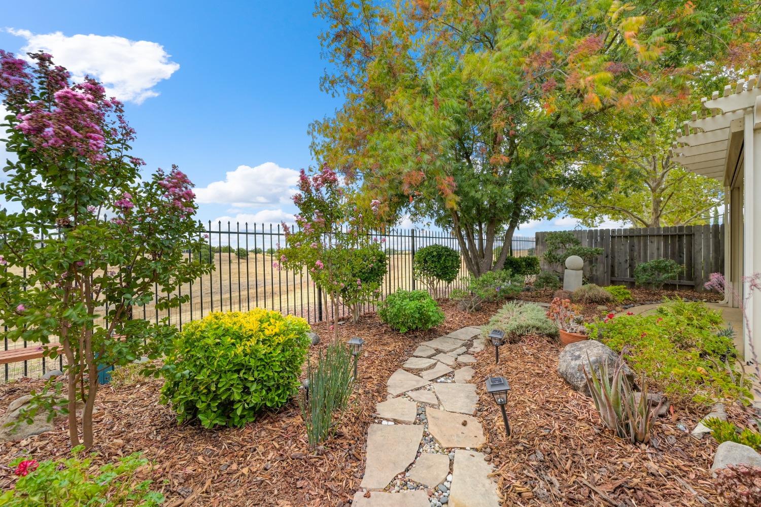 4533 Rosecliff Circle