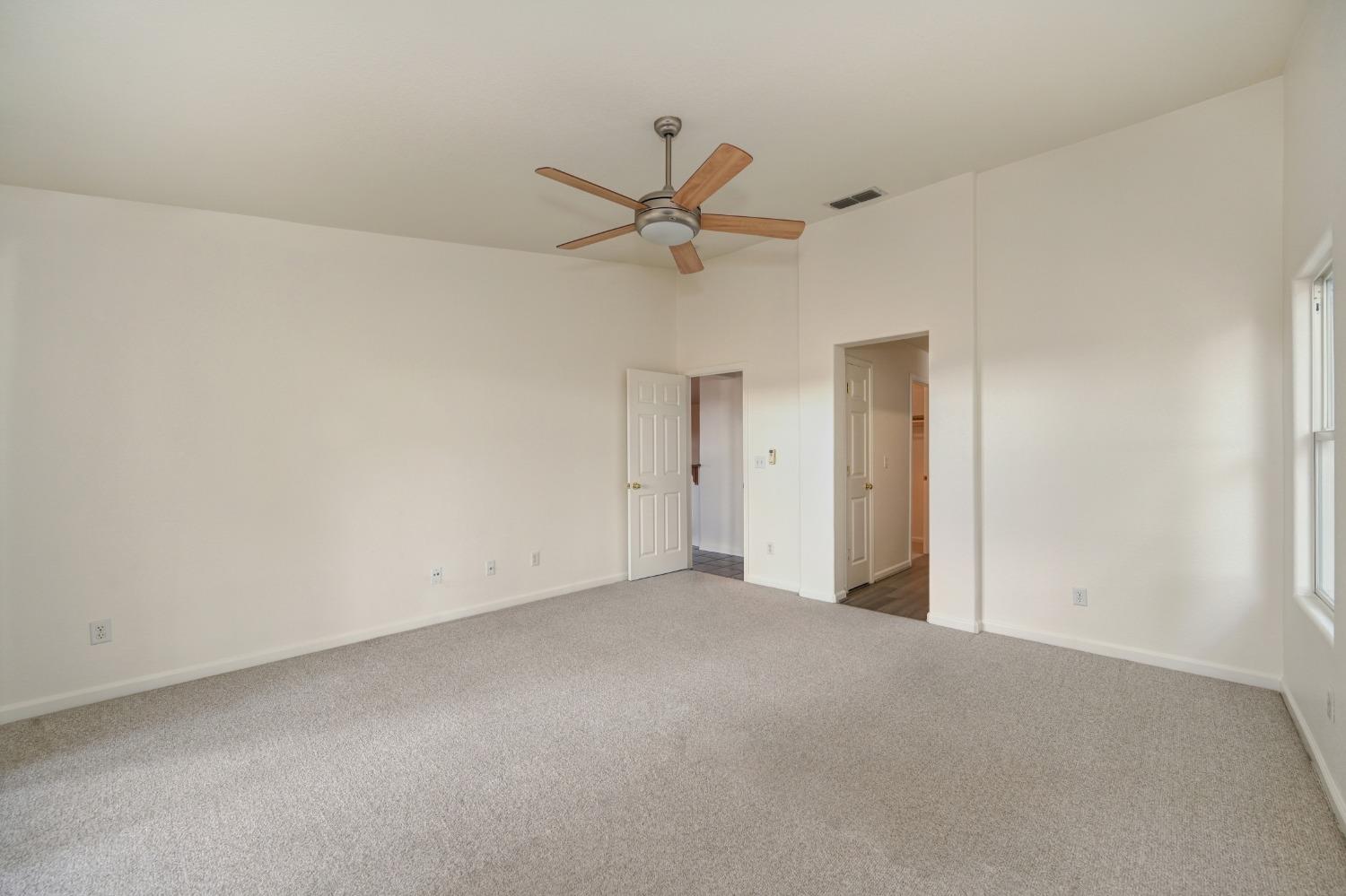 4533 Rosecliff Circle