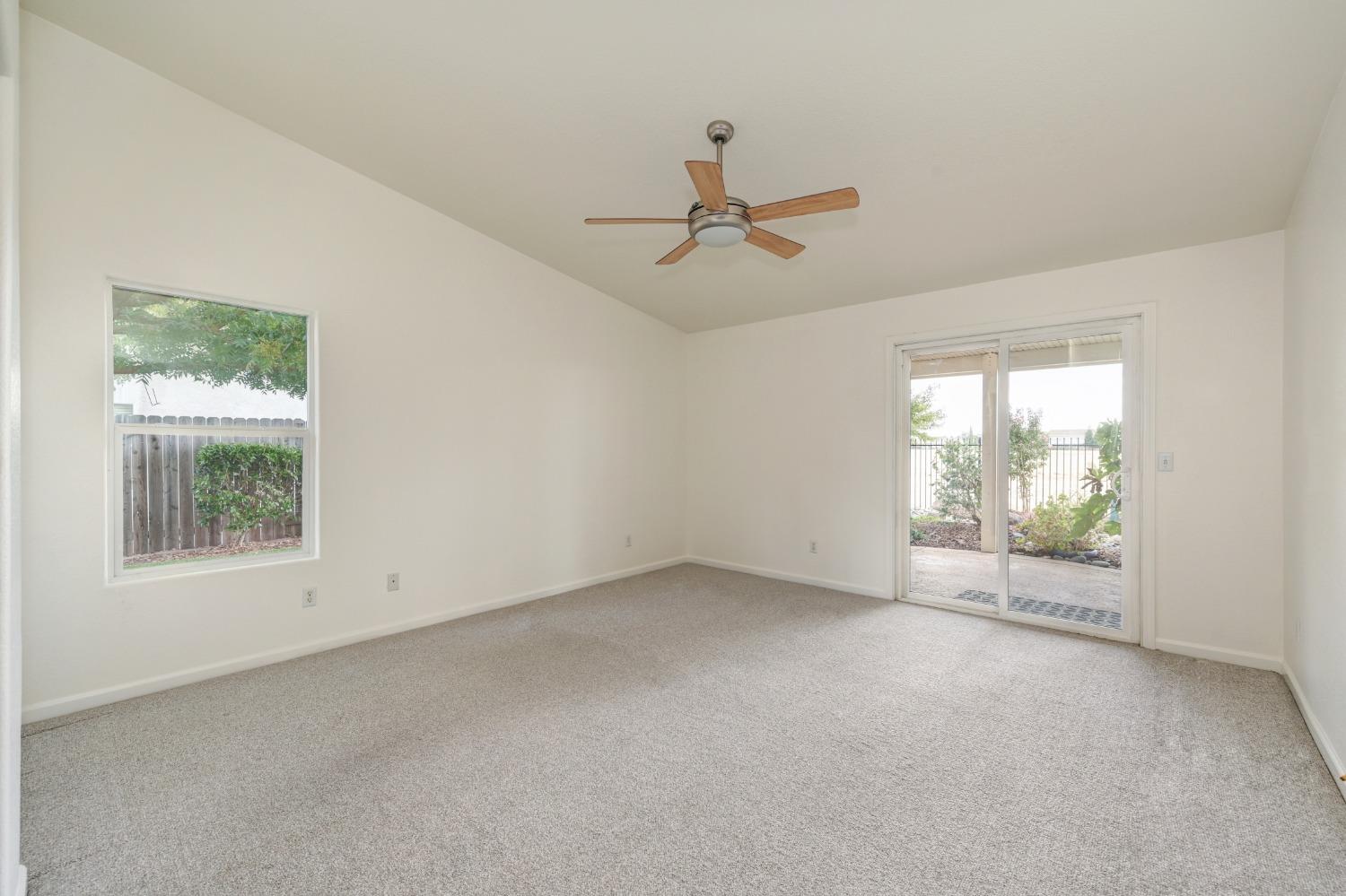 4533 Rosecliff Circle