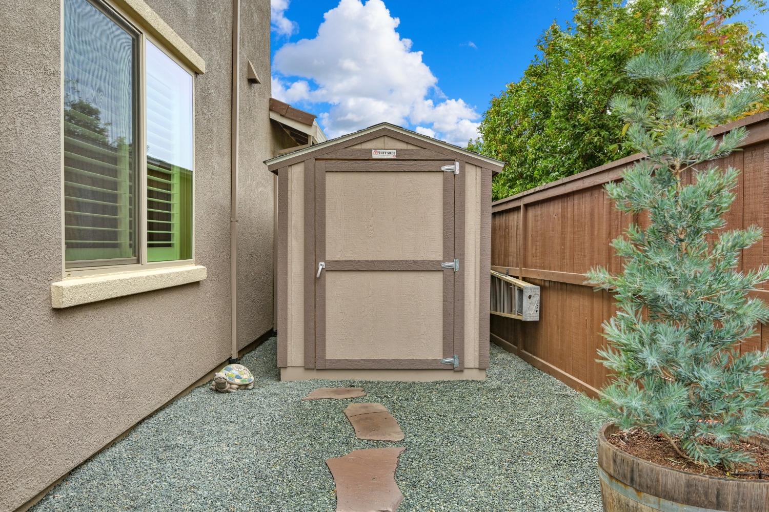 3609 Manzanola Way