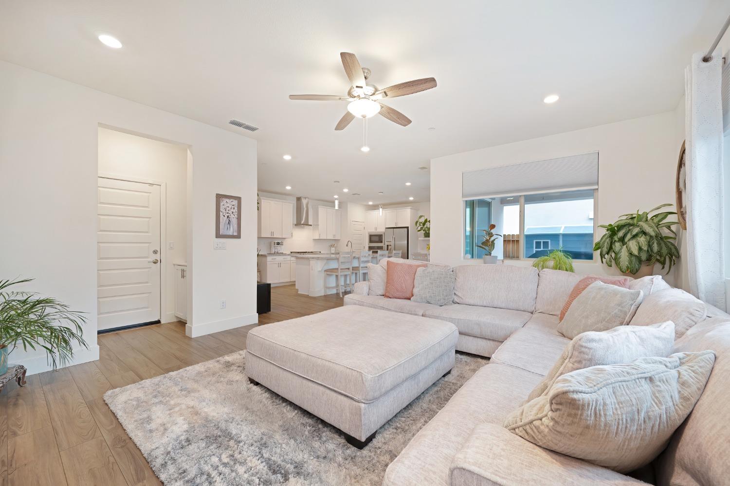 12840 Thorntonhall Drive