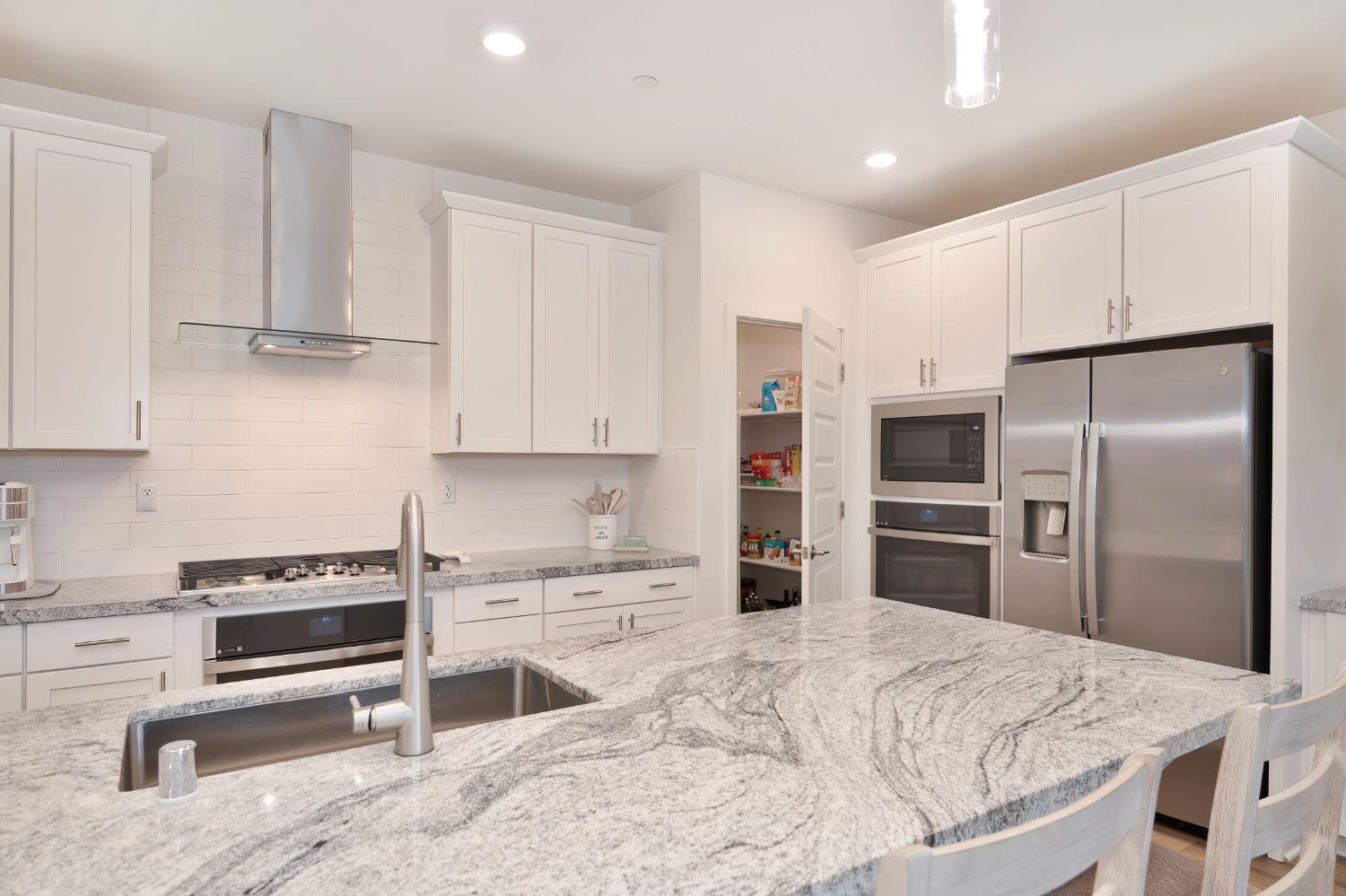 12840 Thorntonhall Drive