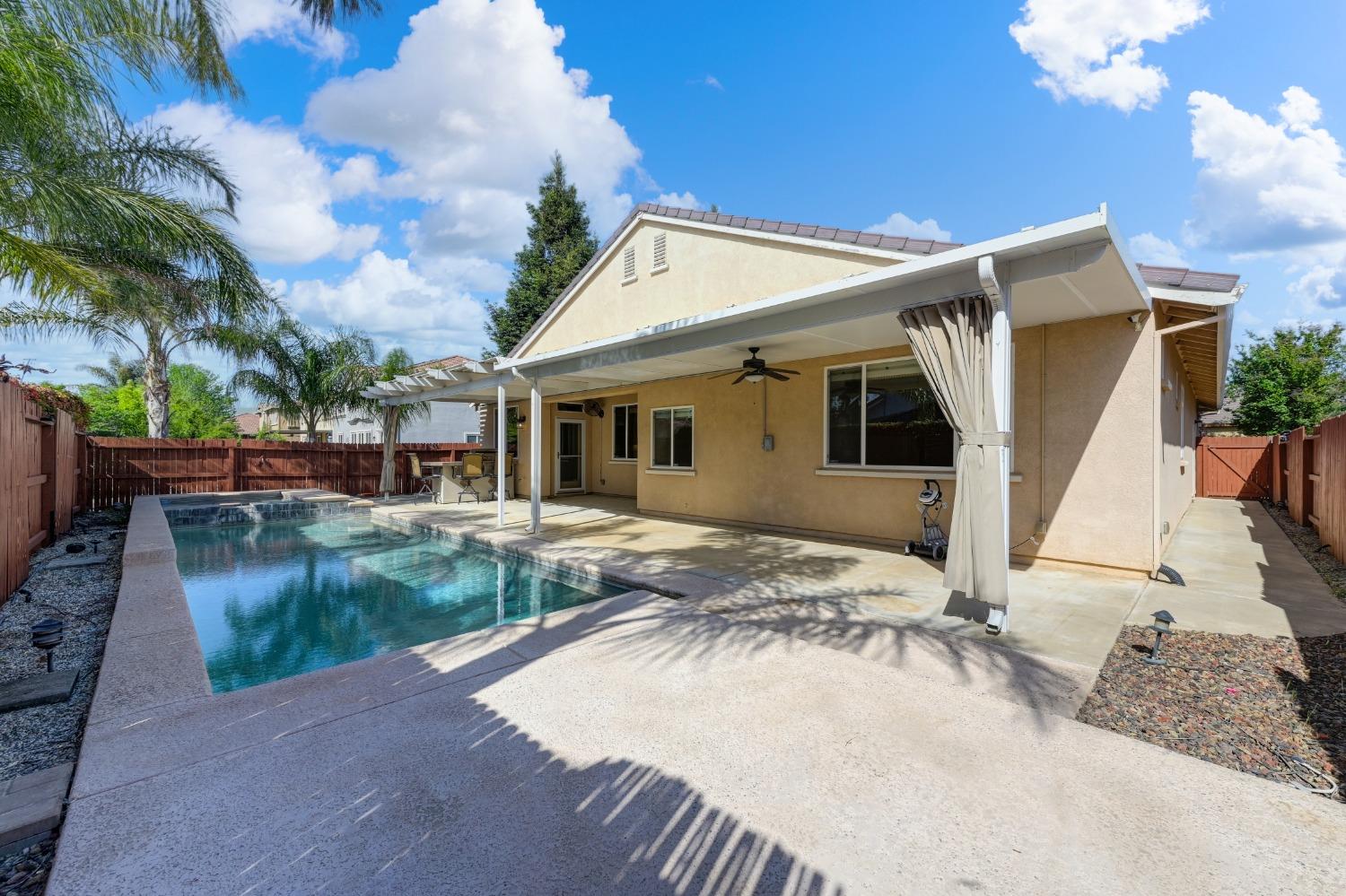 4070 Tenaja Way