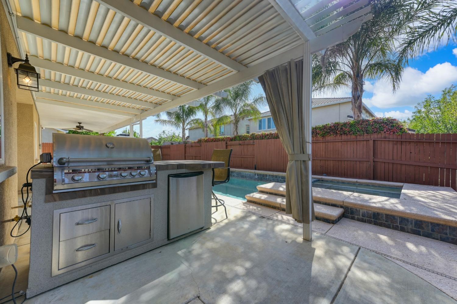 4070 Tenaja Way