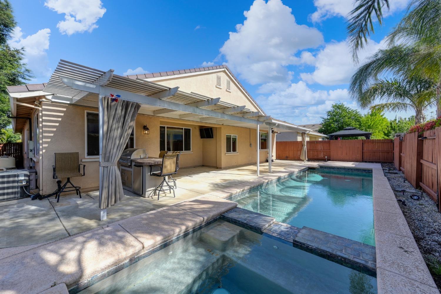 4070 Tenaja Way