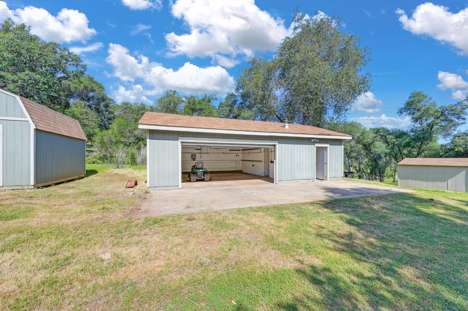 22770 Perimeter Road