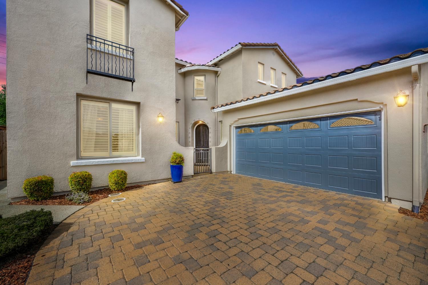 12379 El Portal Way