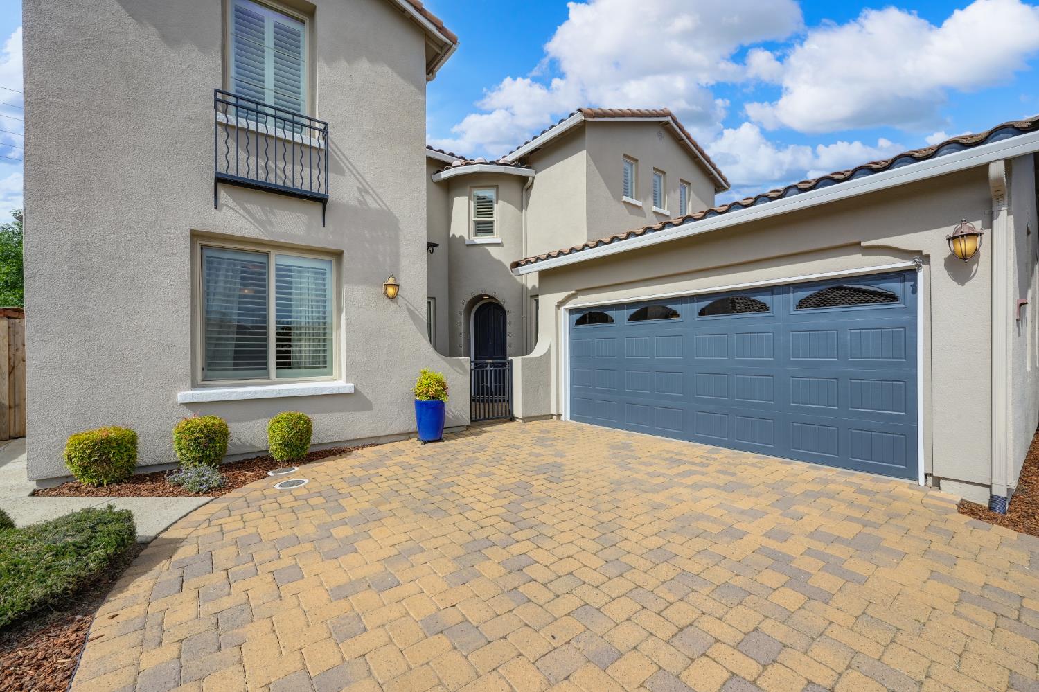 12379 El Portal Way