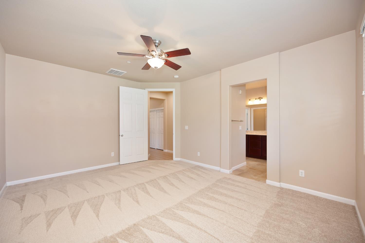 4135 Choteau Circle