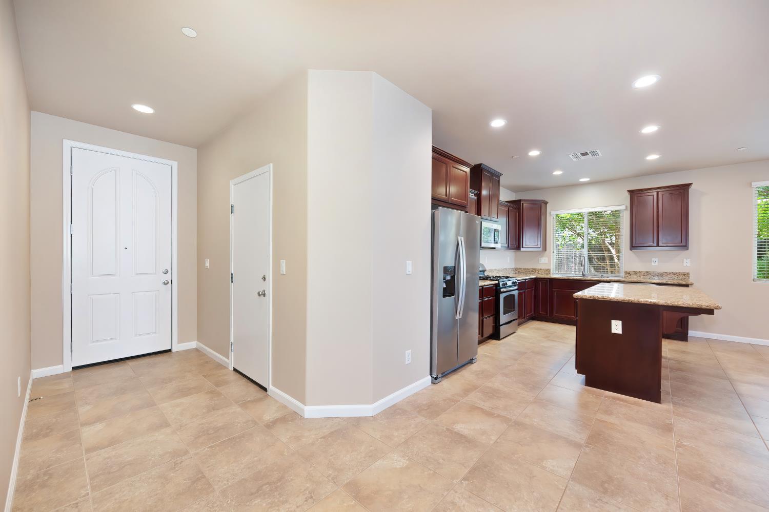 4135 Choteau Circle