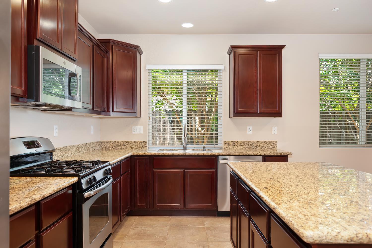 4135 Choteau Circle