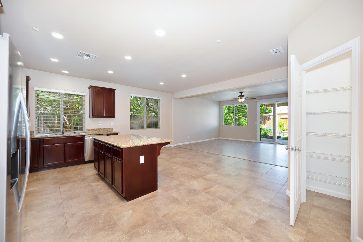 4135 Choteau Circle