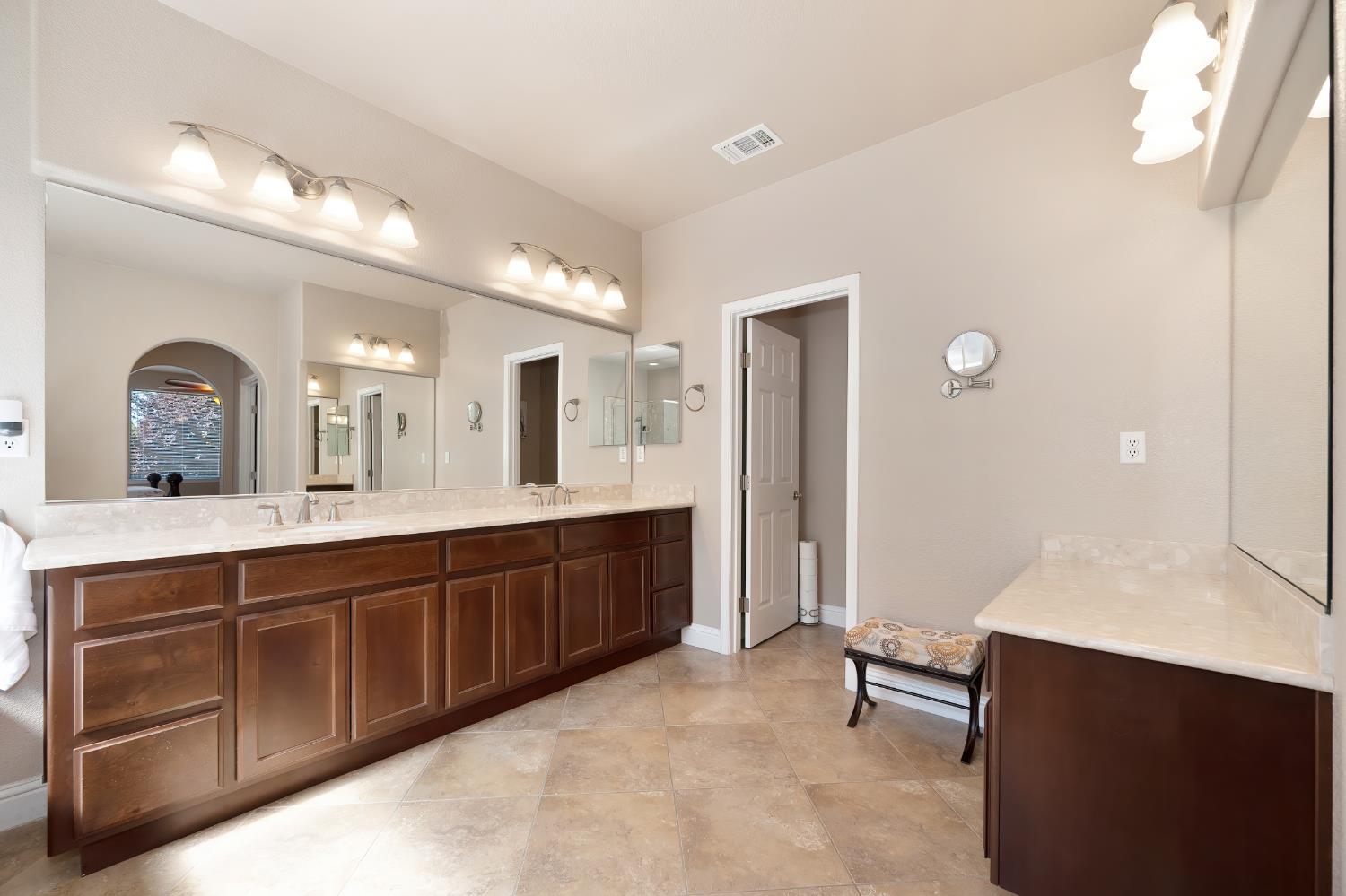12460 Kibbie Lake Way