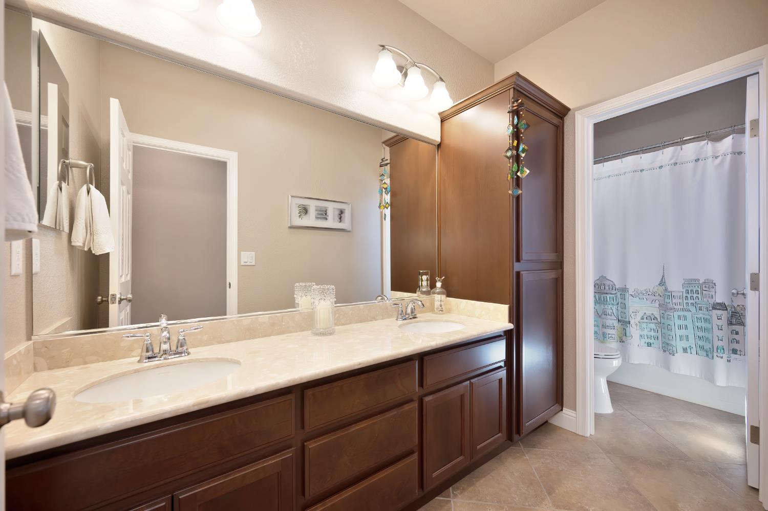 12460 Kibbie Lake Way