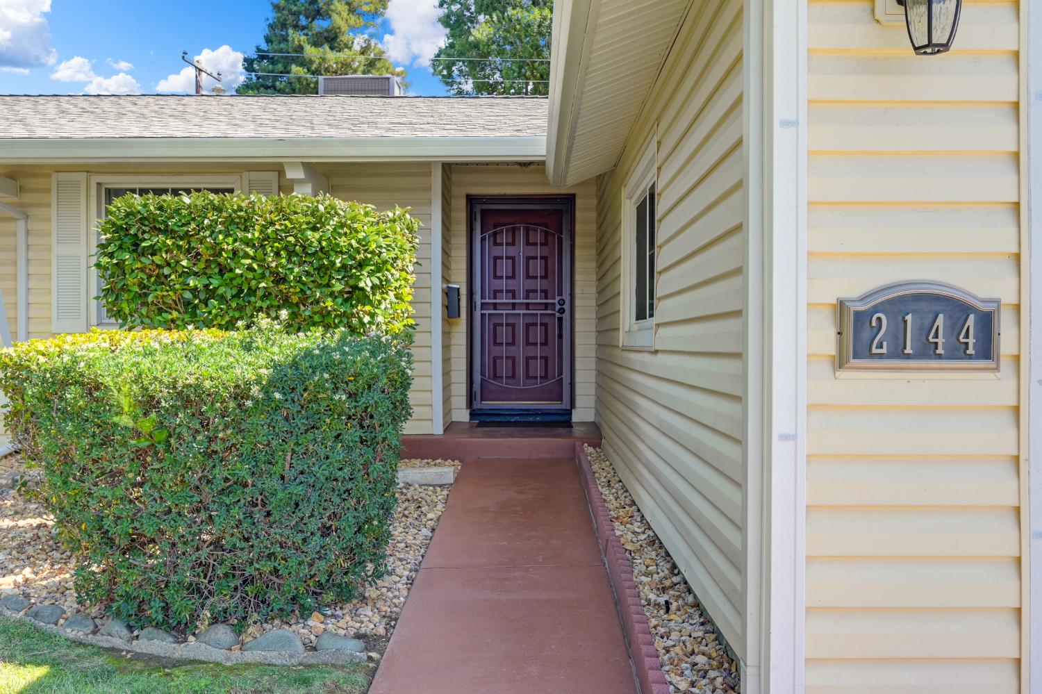 2144 Danbury Way