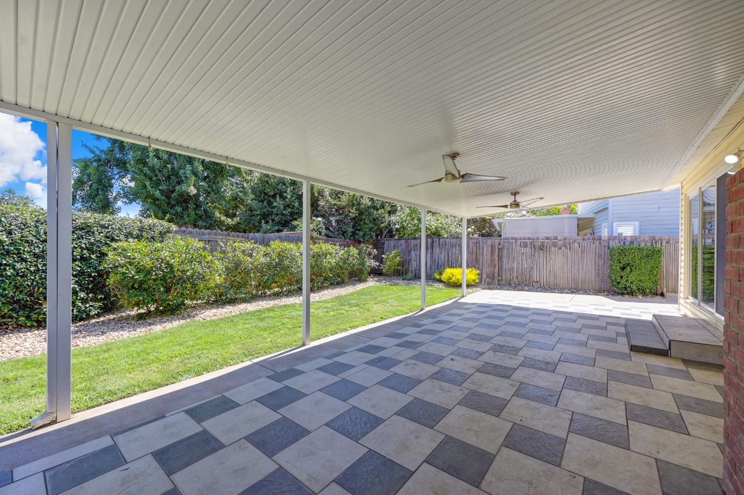 2144 Danbury Way