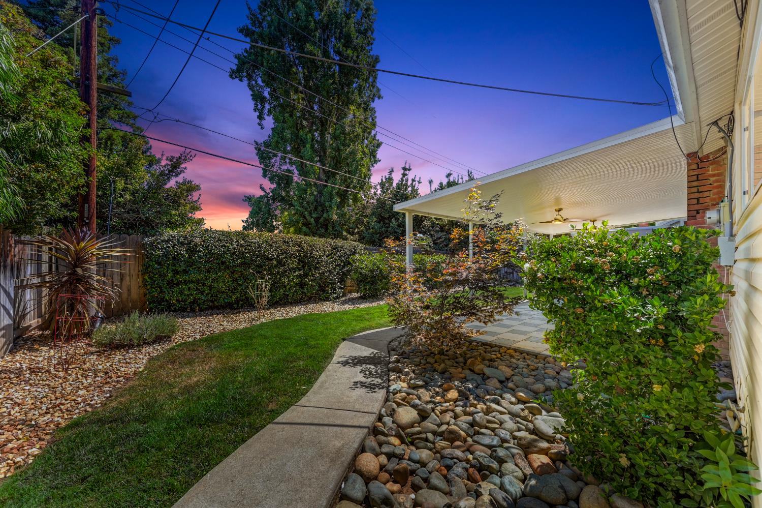 2144 Danbury Way