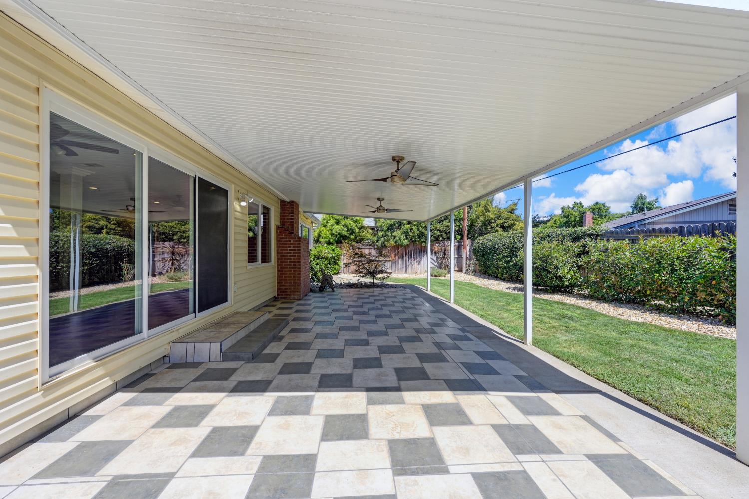 2144 Danbury Way