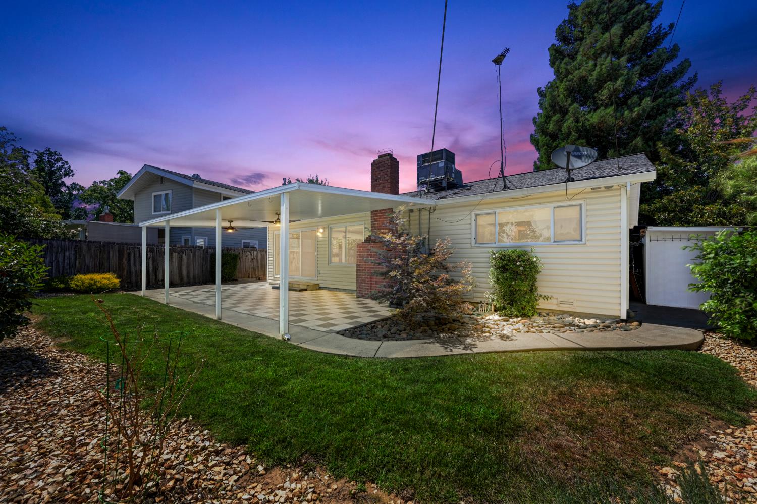 2144 Danbury Way