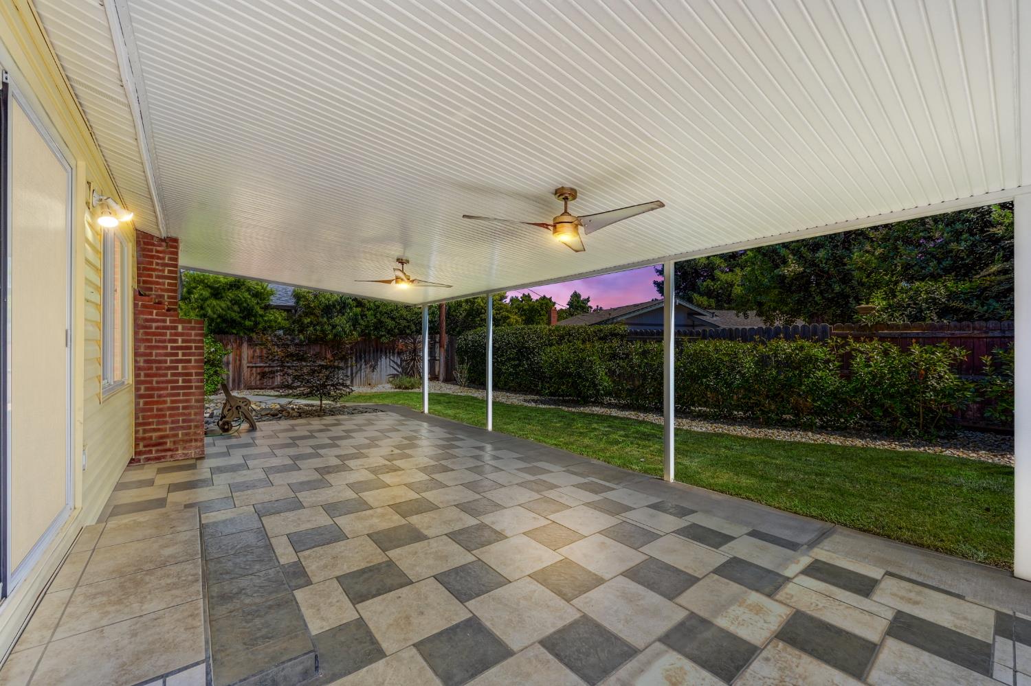 2144 Danbury Way